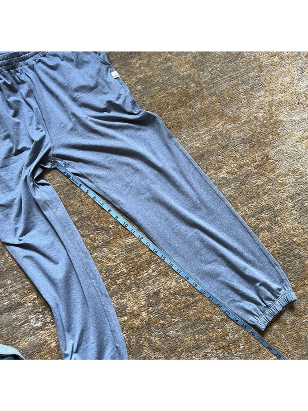 Vuori Boyfriend Jogger Blue Heron Heather Medium NWT - Picture 9 of 12